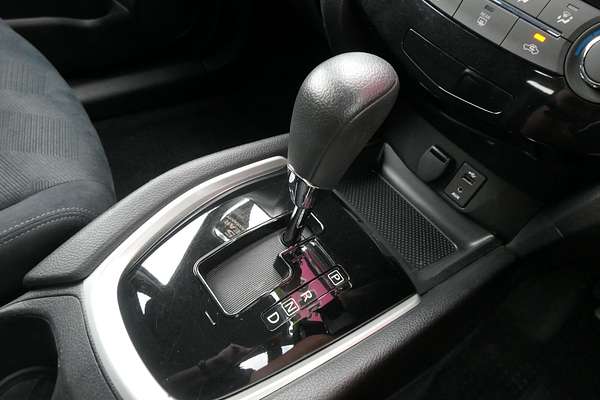 2015 Nissan X-TRAIL ST T32