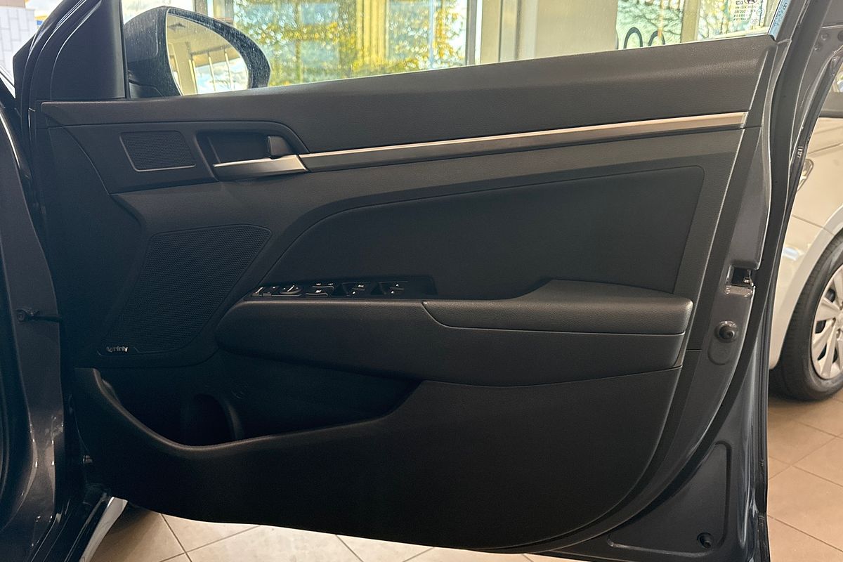 2019 Hyundai Elantra Active AD.2