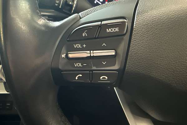 2019 Hyundai Elantra Active AD.2