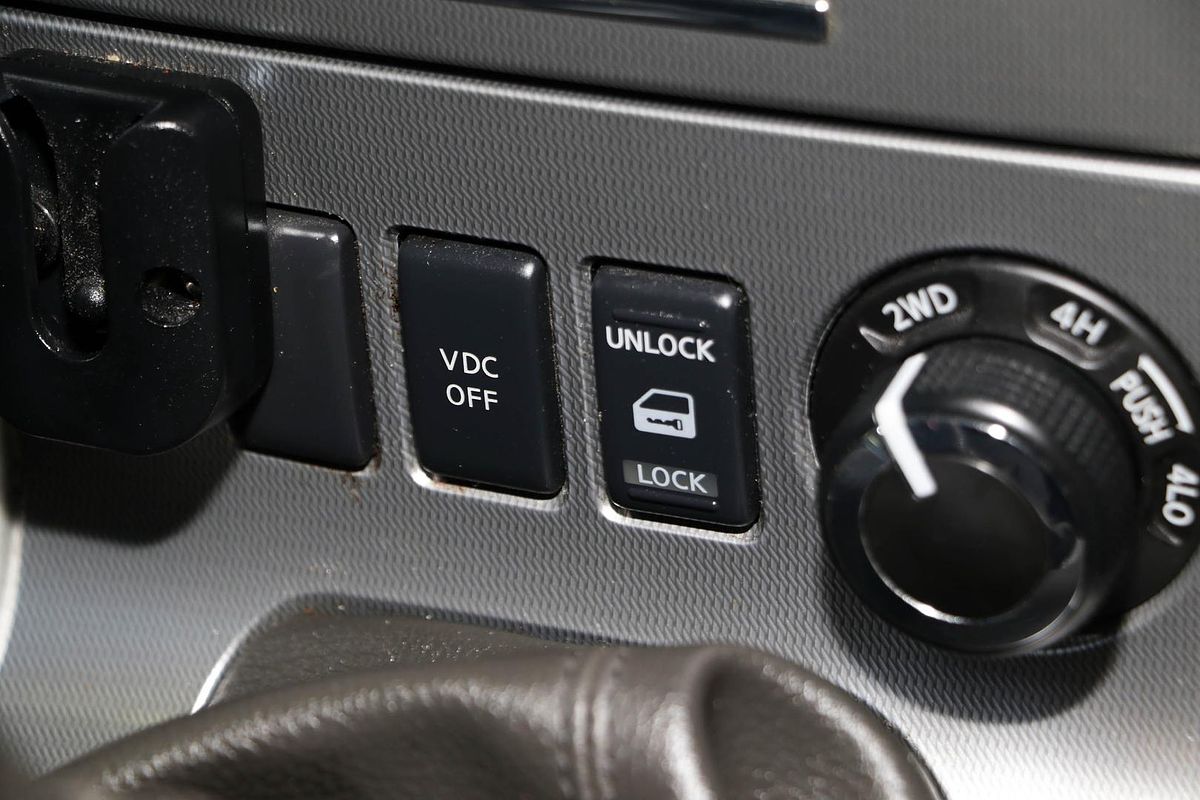 2013 Nissan Navara ST D40 Series 6 4X4