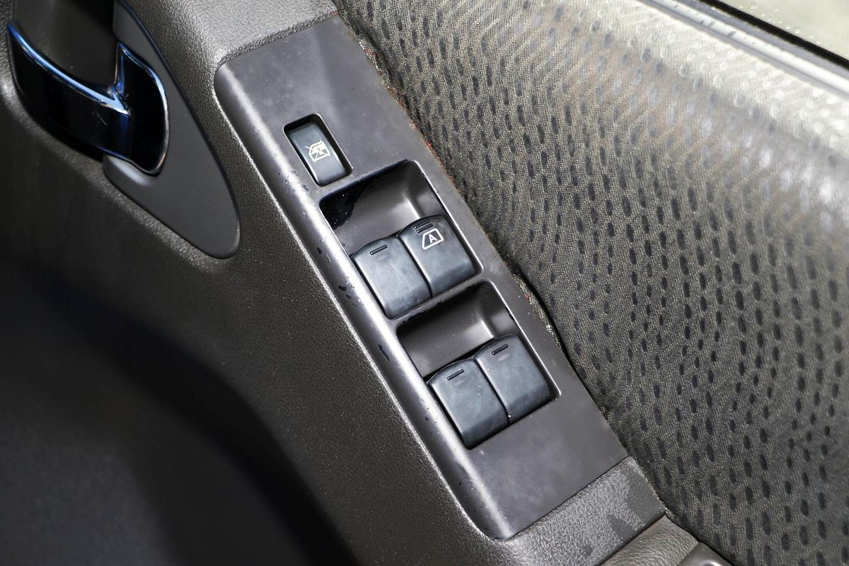 2013 Nissan Navara ST D40 Series 6 4X4