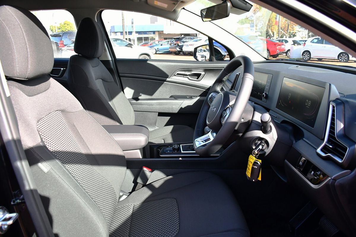 2025 Kia Sportage S NQ5
