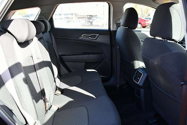 2025 Kia Sportage S NQ5