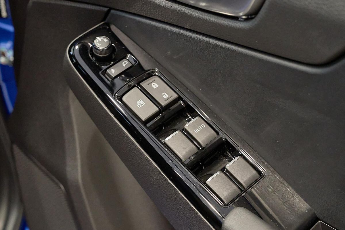 2025 Isuzu D-MAX X-TERRAIN 4X4