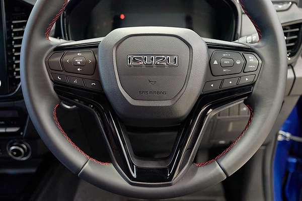2025 Isuzu D-MAX X-TERRAIN 4X4
