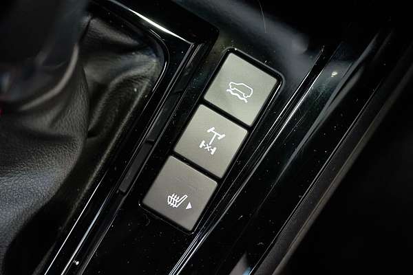 2025 Isuzu D-MAX X-TERRAIN 4X4