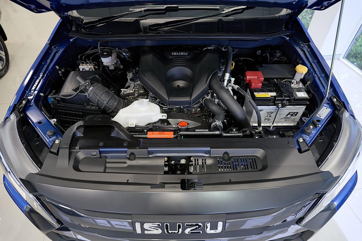 2025 Isuzu D-MAX X-TERRAIN 4X4