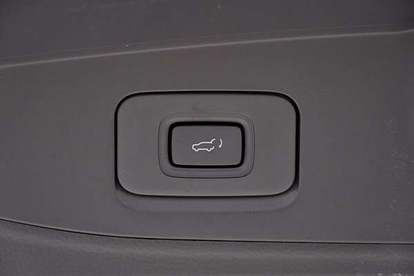 2025 Isuzu MU-X LS-U