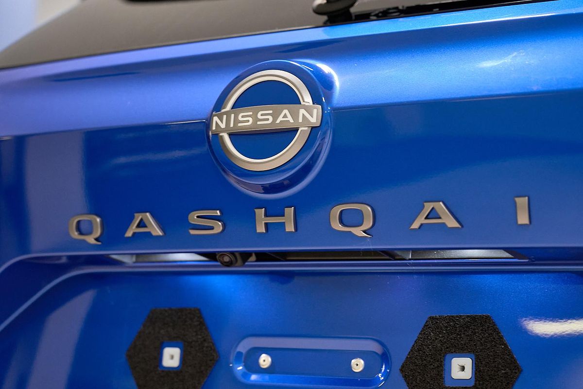 2025 Nissan QASHQAI Ti J12