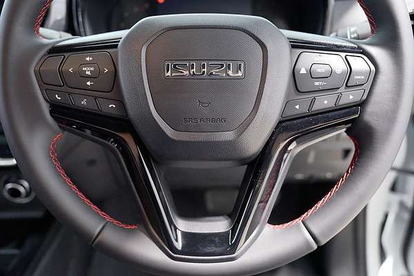 2025 Isuzu D-MAX X-TERRAIN 4X4