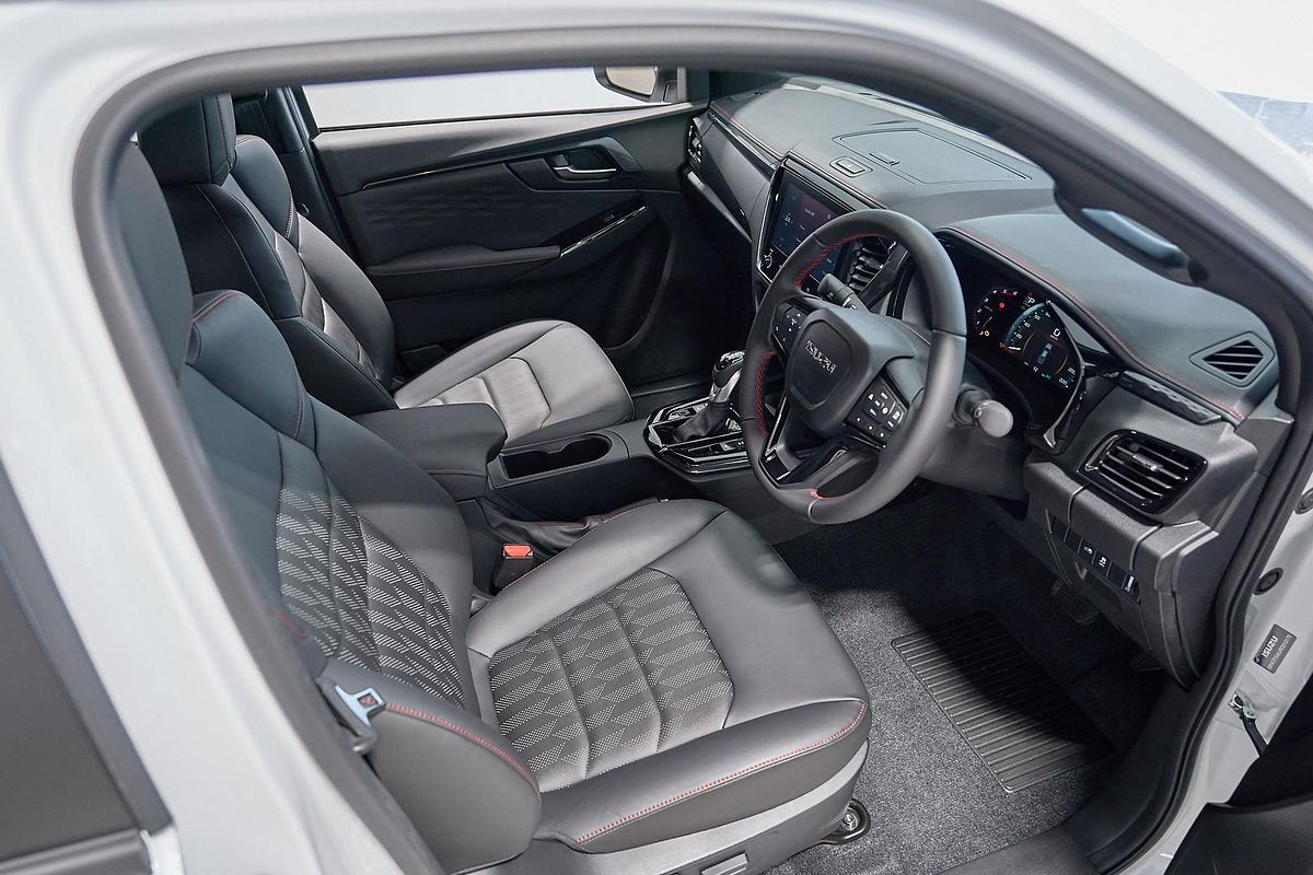 2025 Isuzu D-MAX X-TERRAIN 4X4