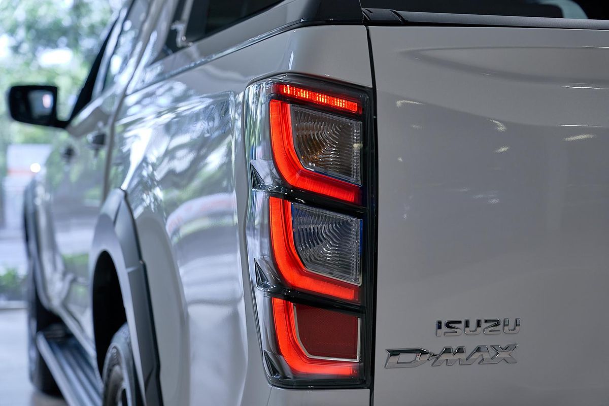 2025 Isuzu D-MAX X-TERRAIN 4X4