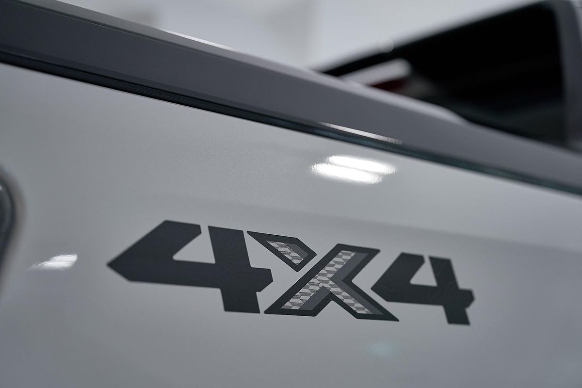 2025 Isuzu D-MAX X-TERRAIN 4X4