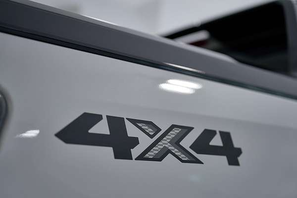 2025 Isuzu D-MAX X-TERRAIN 4X4