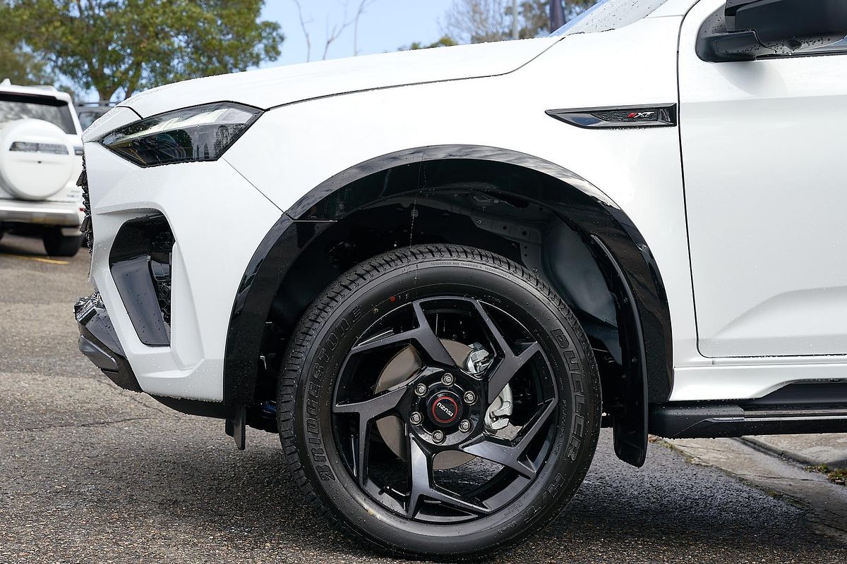 2025 Isuzu MU-X X-TERRAIN