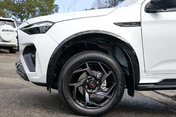 2025 Isuzu MU-X X-TERRAIN