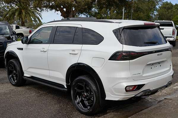 2025 Isuzu MU-X X-TERRAIN