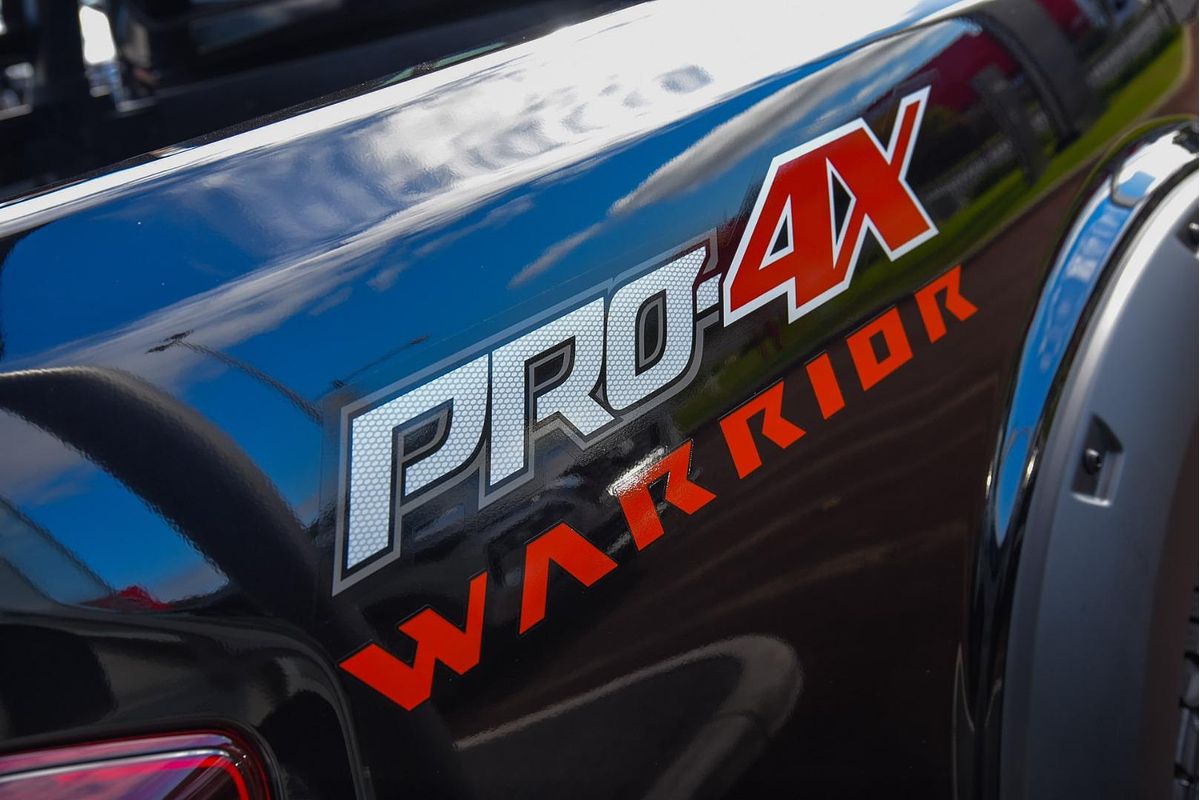 2025 Nissan Navara PRO-4X Warrior D23 4X4
