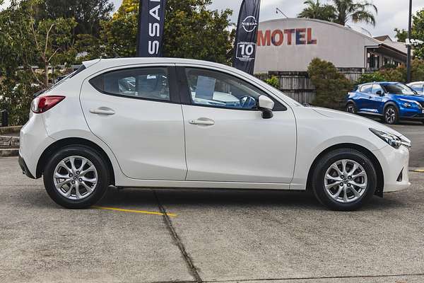 2015 Mazda 2 Maxx DJ Series
