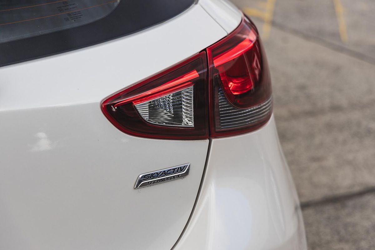 2015 Mazda 2 Maxx DJ Series