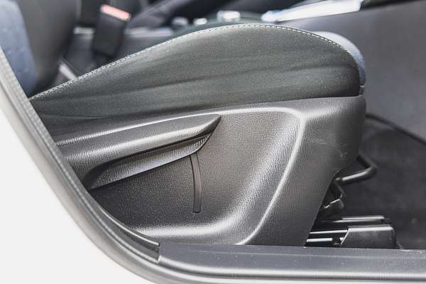 2015 Mazda 2 Maxx DJ Series