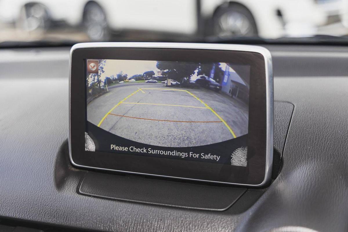 2015 Mazda 2 Maxx DJ Series