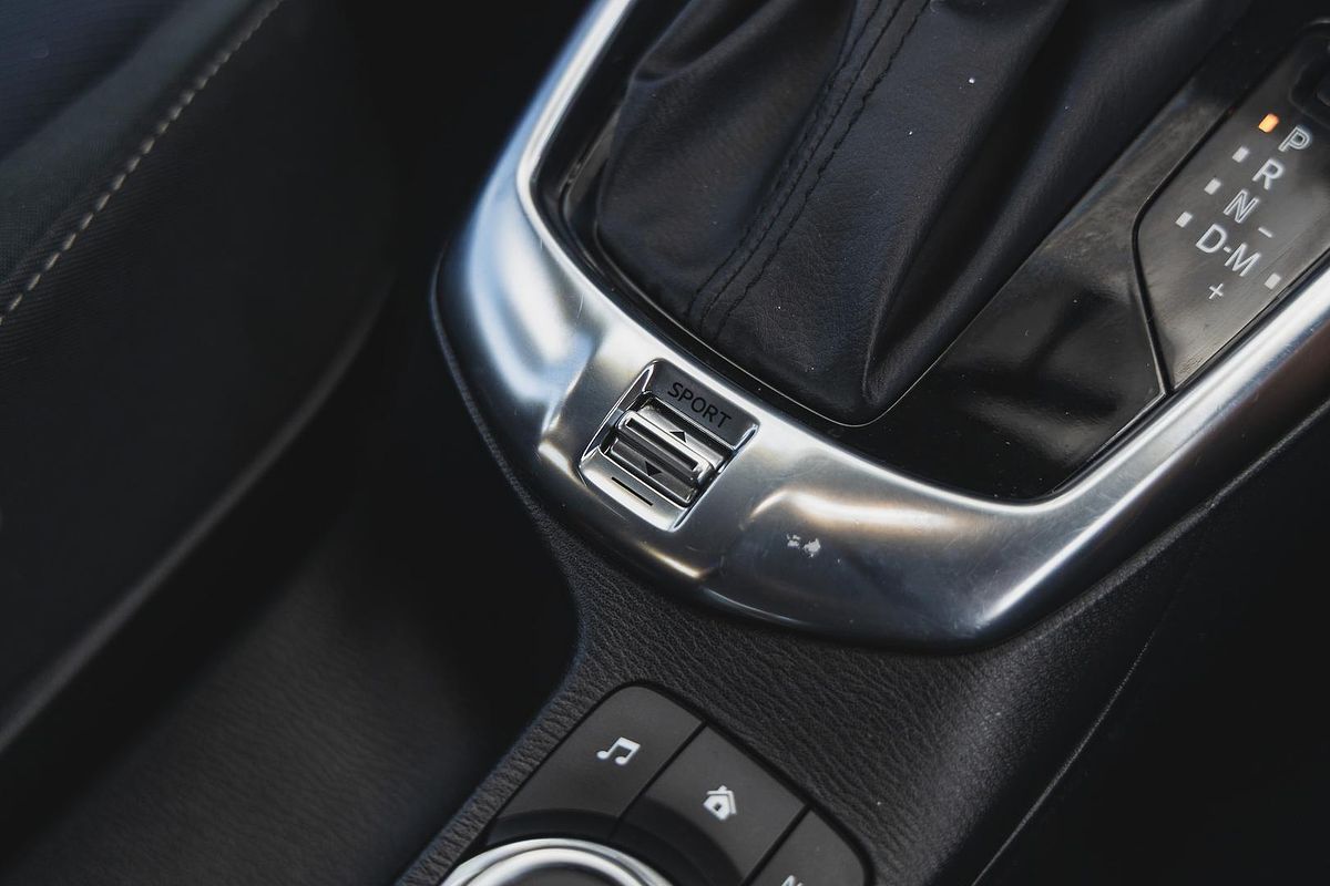 2015 Mazda 2 Maxx DJ Series