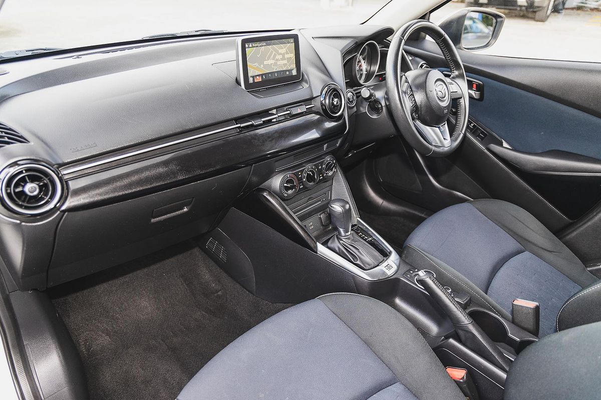 2015 Mazda 2 Maxx DJ Series