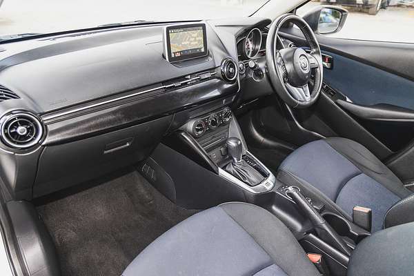 2015 Mazda 2 Maxx DJ Series