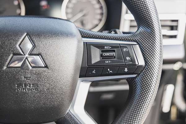 2022 Mitsubishi Outlander ES ZM