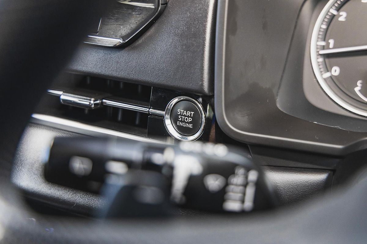 2022 Mitsubishi Outlander ES ZM