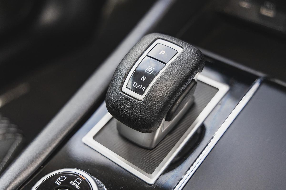 2022 Mitsubishi Outlander ES ZM