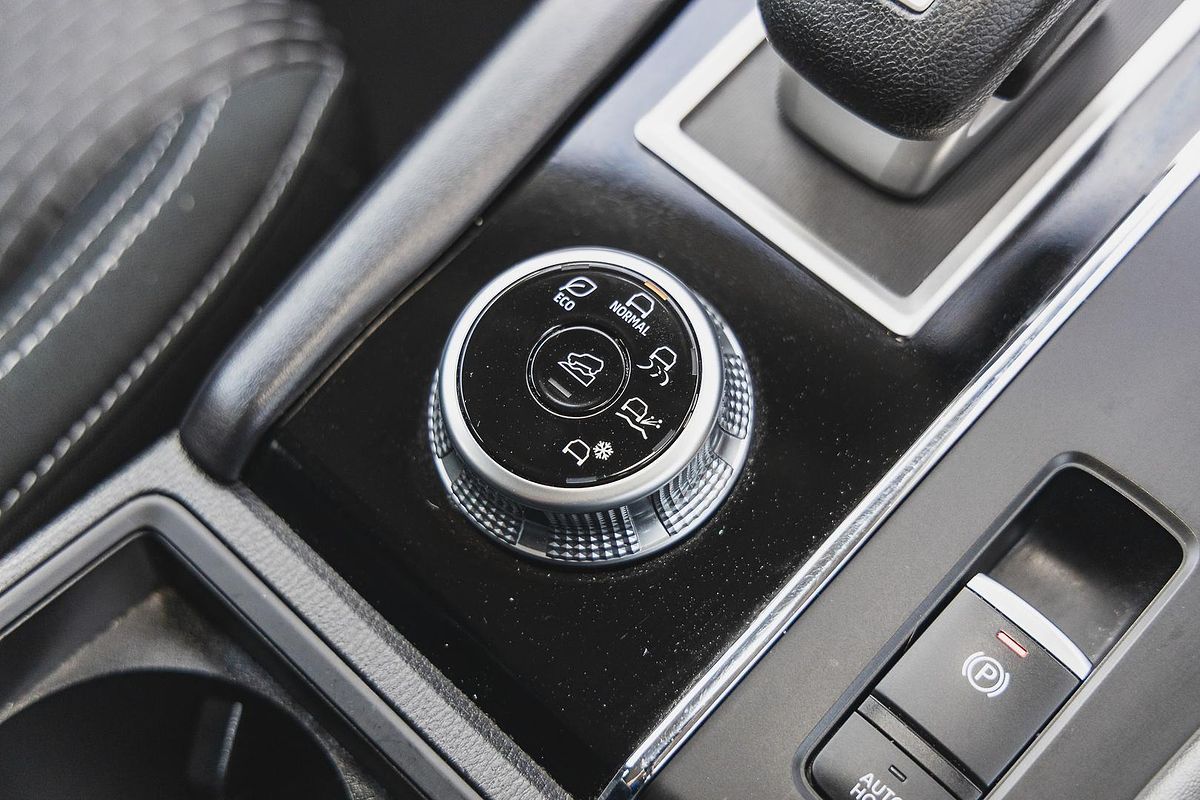 2022 Mitsubishi Outlander ES ZM