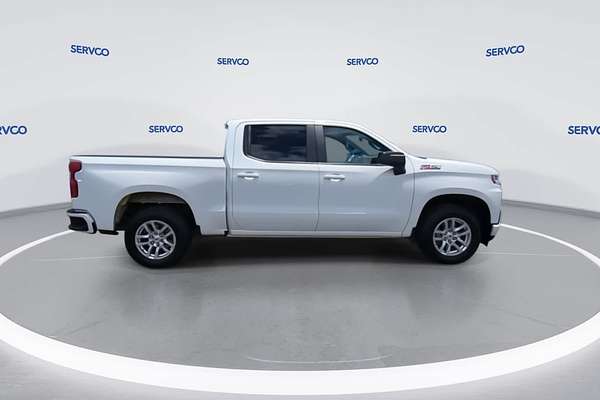 2021 Chevrolet Silverado RST