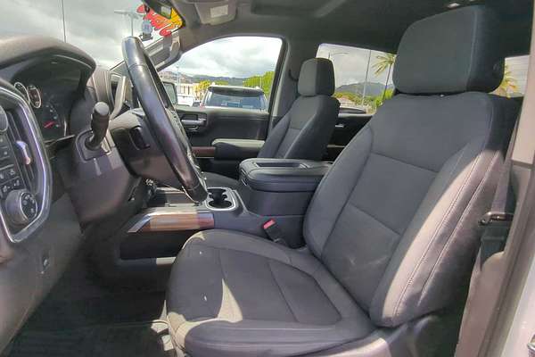 2021 Chevrolet Silverado RST