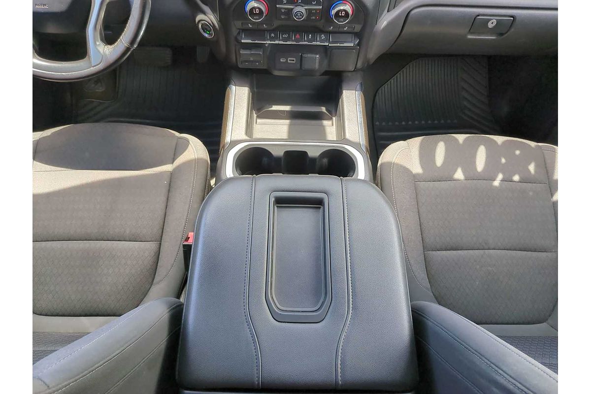 2021 Chevrolet Silverado RST