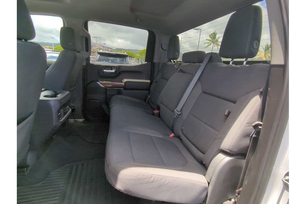 2021 Chevrolet Silverado RST