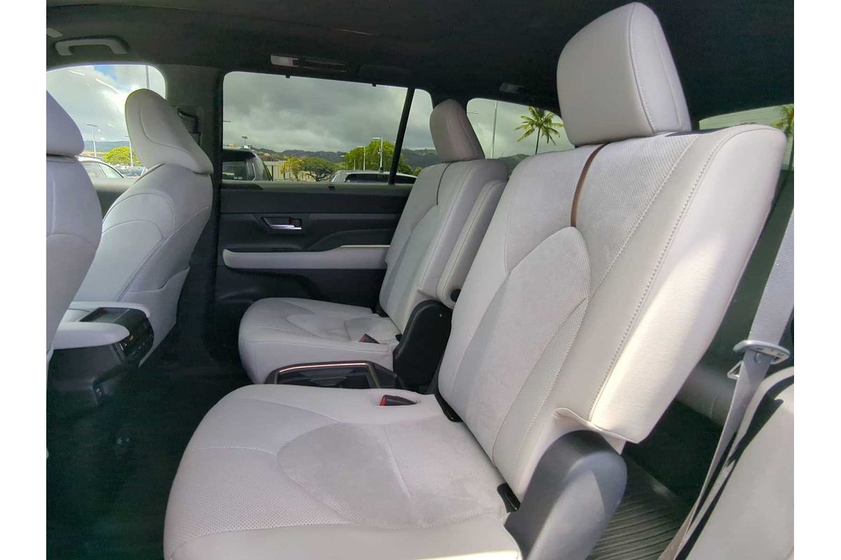 2024 Toyota Grand Highlander Hybrid MAX Limited