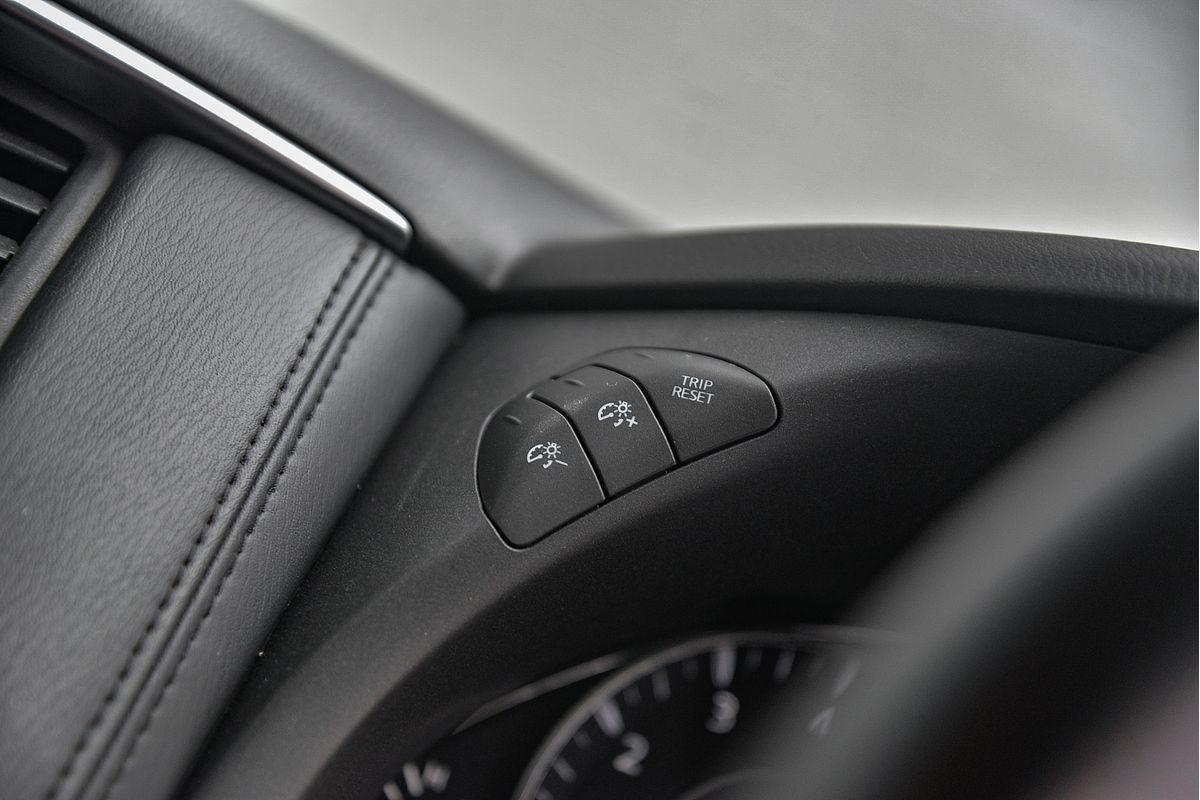 2024 Nissan Patrol Ti Y62