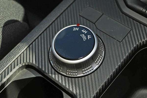 2025 Mitsubishi Triton GLX MV 4X4