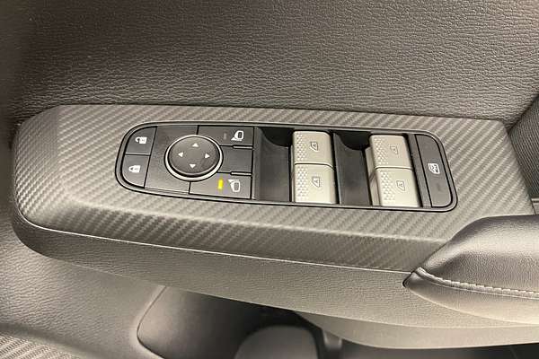 2022 Mitsubishi Outlander ES ZM