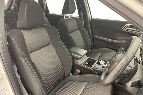 2022 Mitsubishi Outlander ES ZM