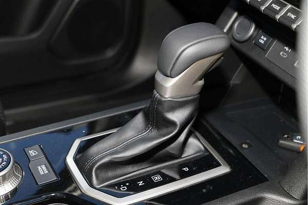 2025 Mitsubishi Triton GSR MV 4X4