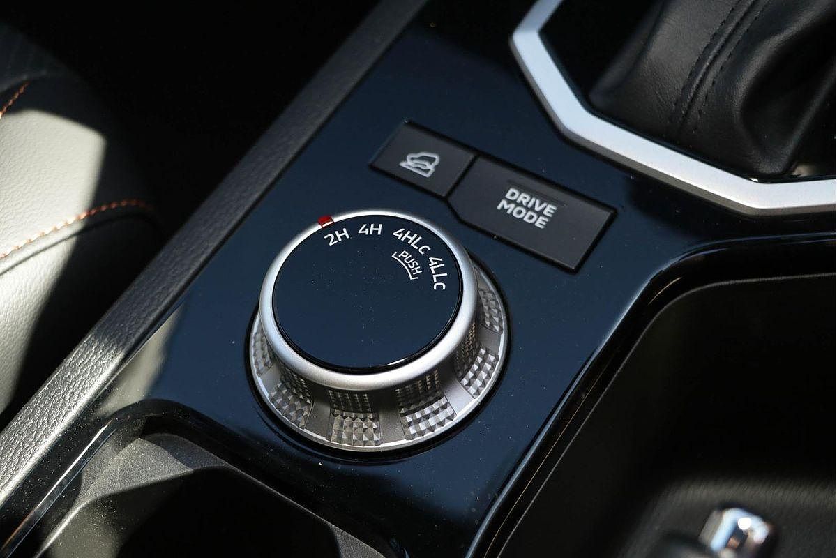 2025 Mitsubishi Triton GSR MV 4X4