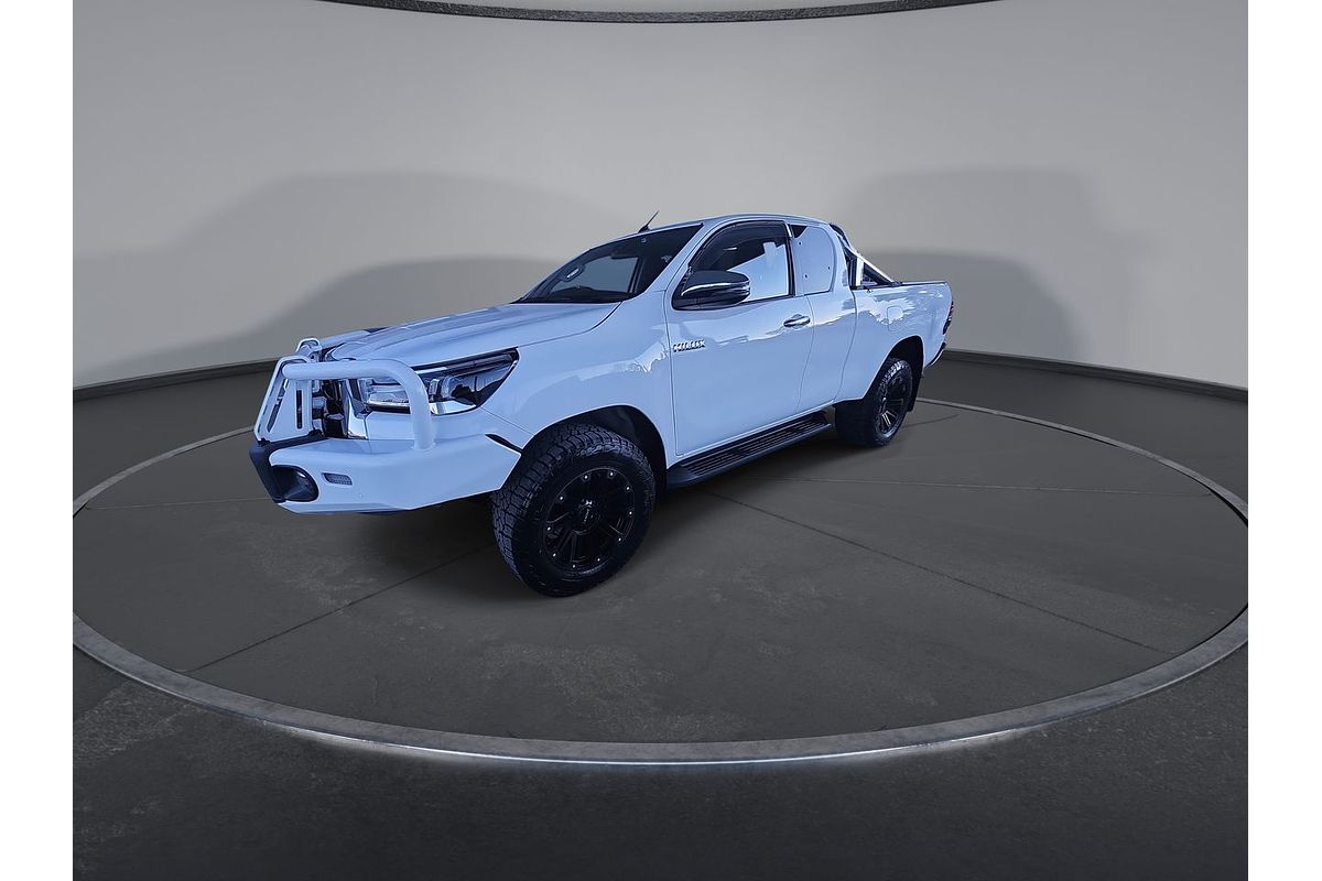 2020 Toyota Hilux SR5 GUN126R 4X4