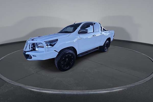 2020 Toyota Hilux SR5 GUN126R 4X4