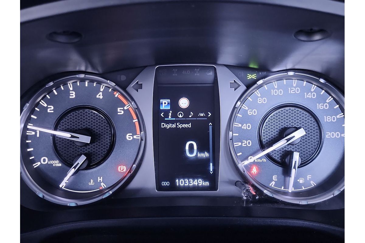 2020 Toyota Hilux SR5 GUN126R 4X4