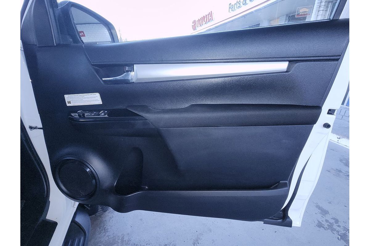 2020 Toyota Hilux SR5 GUN126R 4X4