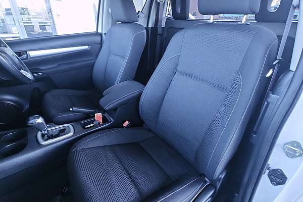 2020 Toyota Hilux SR5 GUN126R 4X4