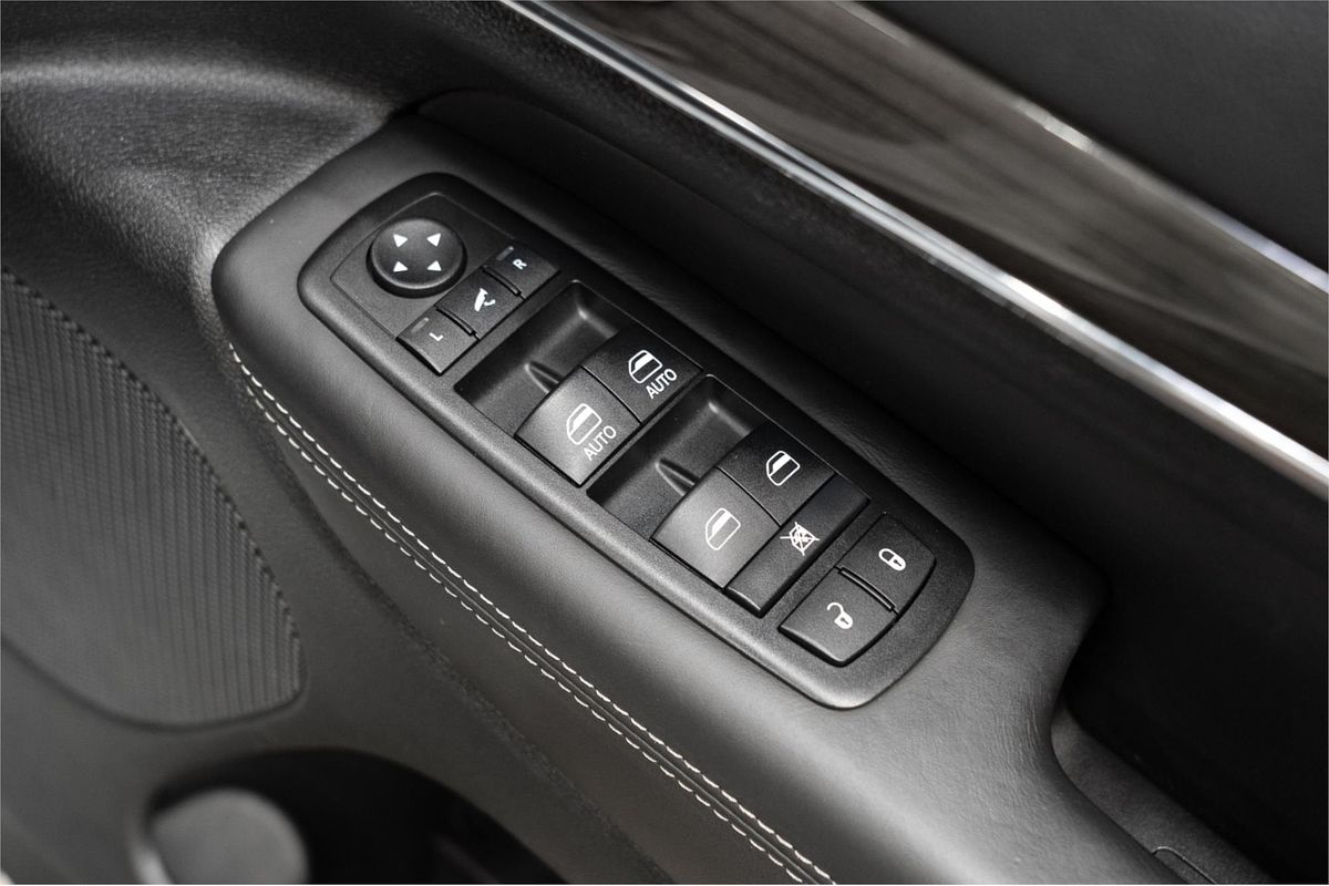 2014 Jeep Grand Cherokee Overland WK